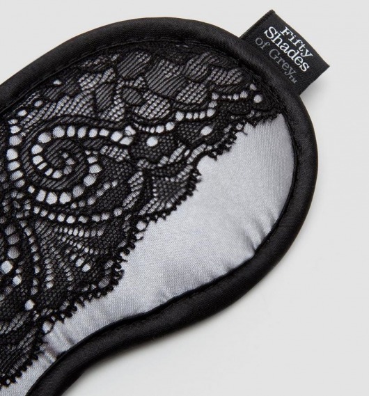 Атласная маска с кружевом Play Nice - Fifty Shades of Grey - купить с доставкой в Новочеркасске