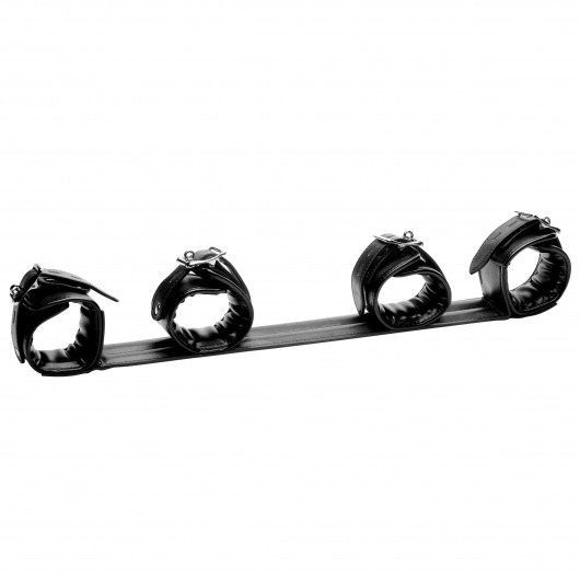 Черная распорка с манжетами для рук и ног Deluxe Rigid Spreader Bar - XR Brands - купить с доставкой в Новочеркасске