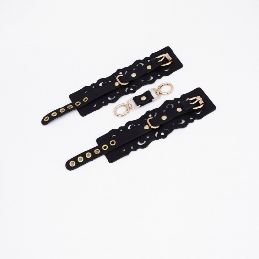 Черные кожаные наручники с узорами и золотистой фурнитурой - Crazy Handmade - купить с доставкой в Новочеркасске